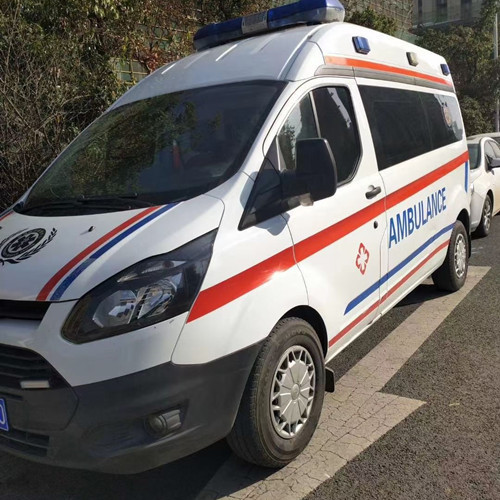 类乌齐品质救护车出租，为您的健康出行负责